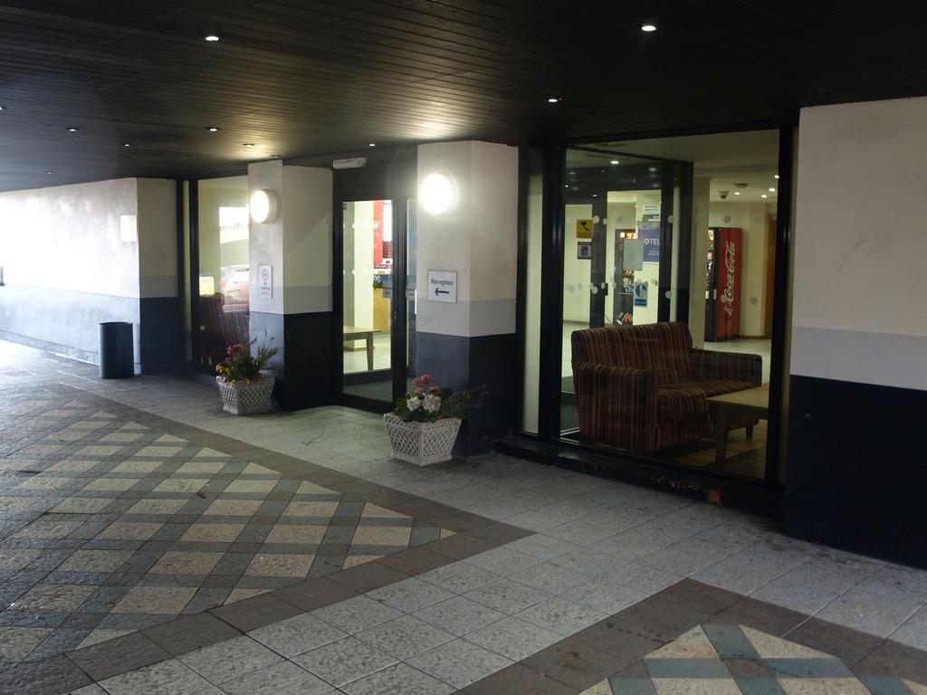 247Hotel.Com Oldham Extérieur photo