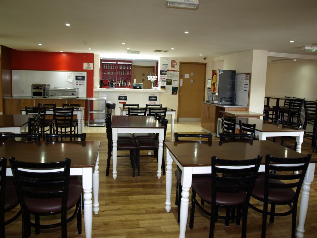 247Hotel.Com Oldham Extérieur photo